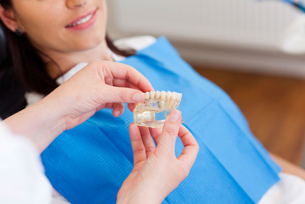 è doloroso l’impianto dentale